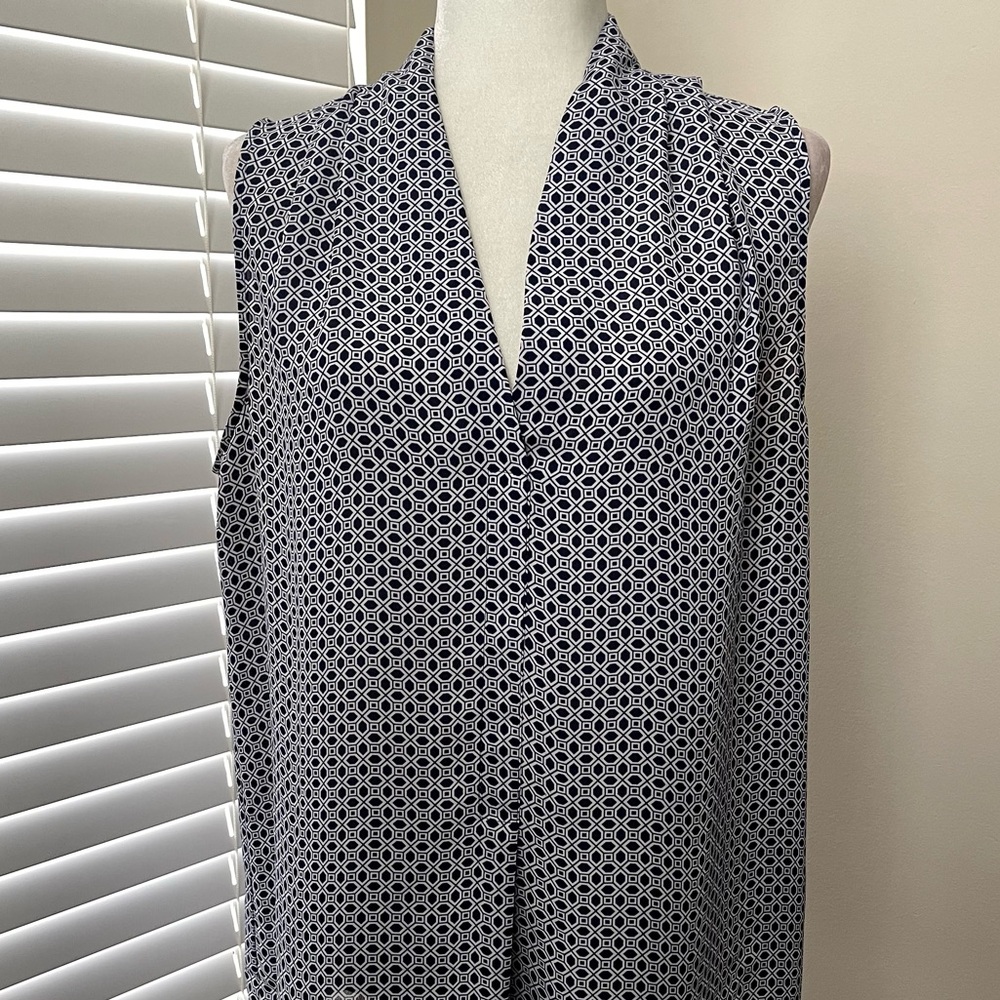 Laundry by Shelli Segal Blue Patterned Sleeveless Blouse - large